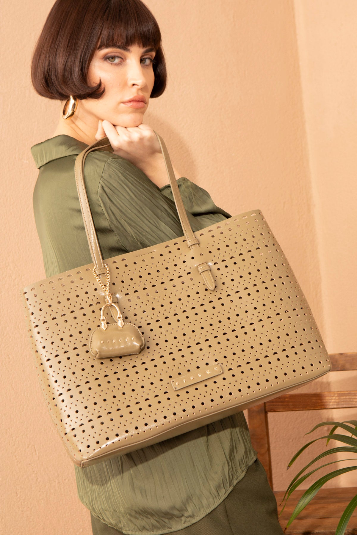 Sisley Shoulder Bag